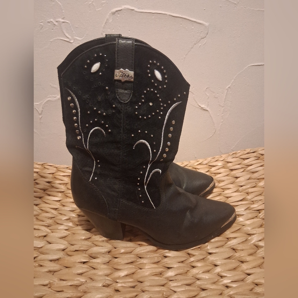 dingo Black Studded Western Heeled Boots